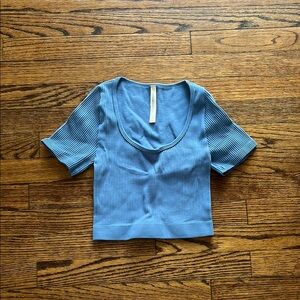 Aritzia Tight Short Sleeve Tee